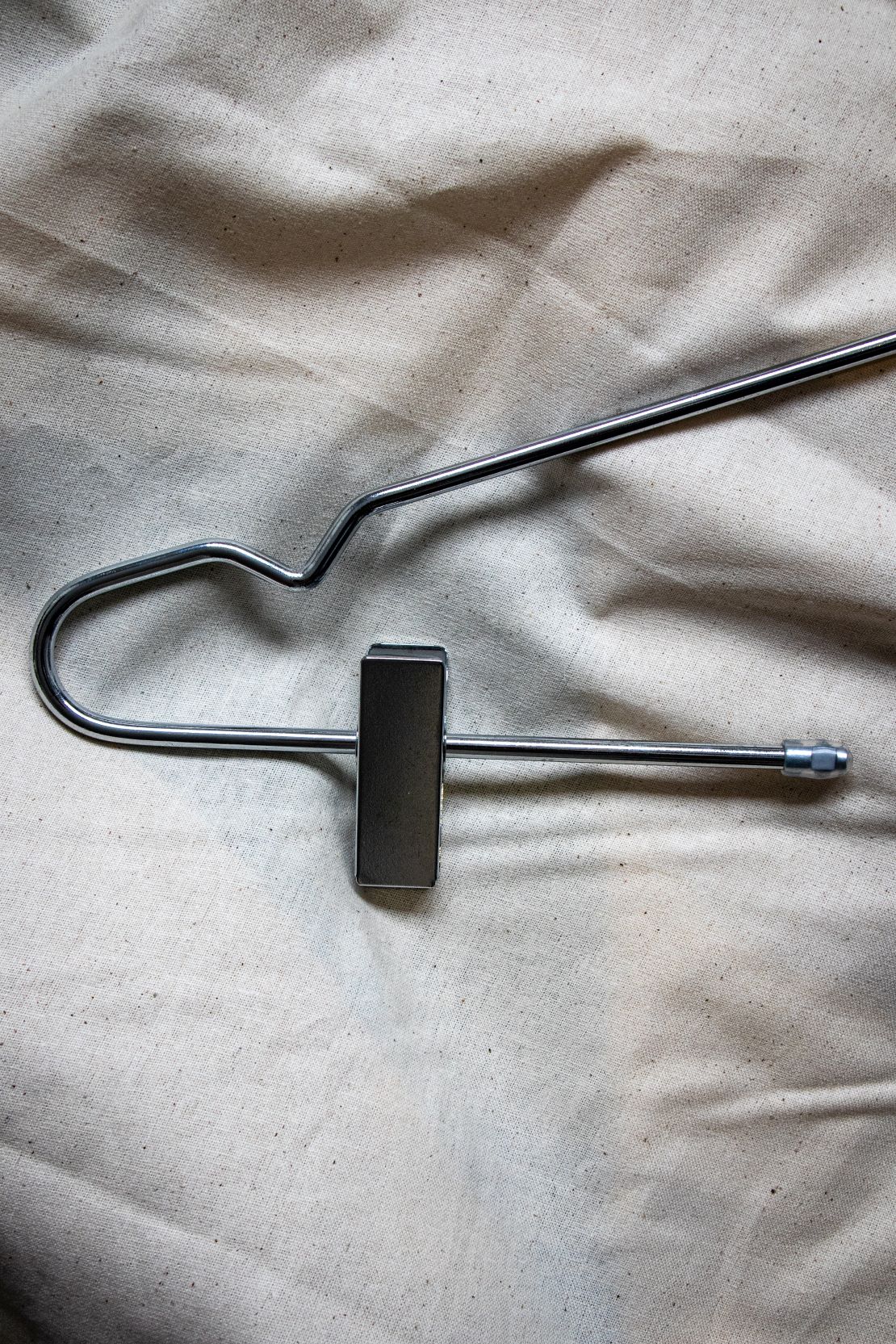 Hanger Top / Clip Metal with Notches & Clips - Image 4