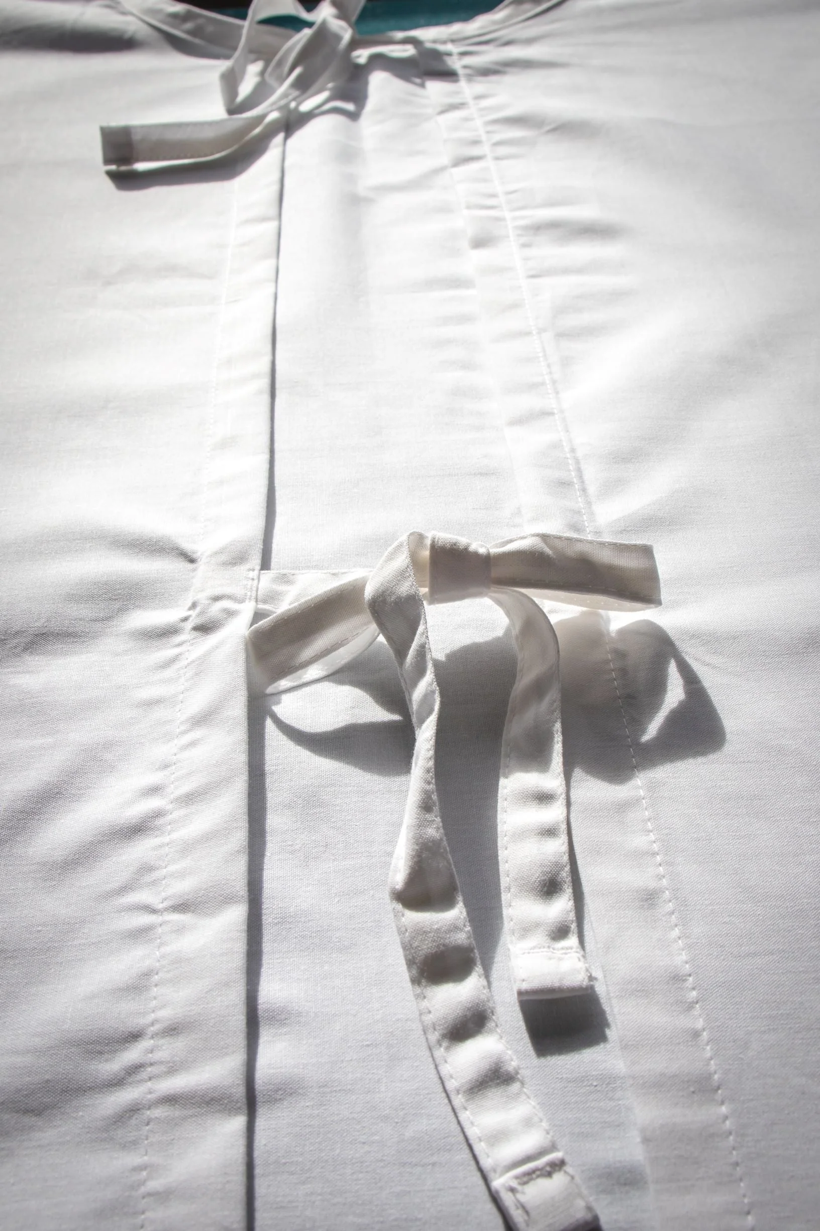 Medical Lab Gown - Image 5